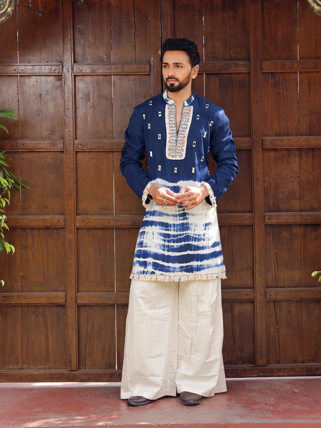 Men’s Navy Blue Cotton Mirror Work Kurta