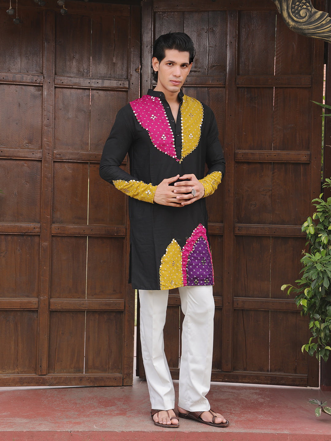 Men’s Black Cotton Multicolor Embellished Kurta