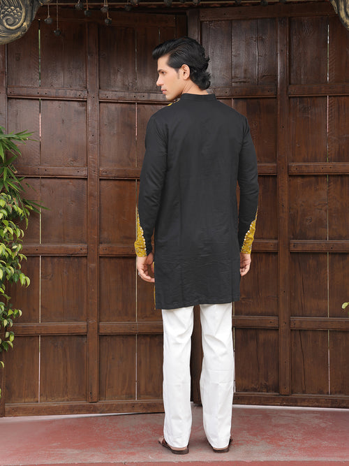 Men’s Black Cotton Multicolor Embellished Kurta