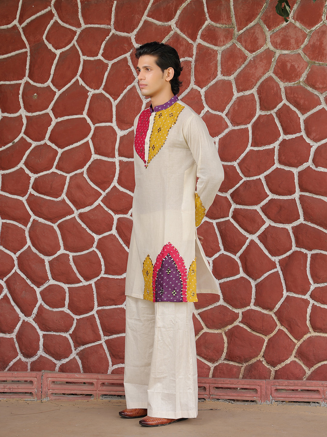Men’s Off-White Cotton Multicolor Designer Kurta