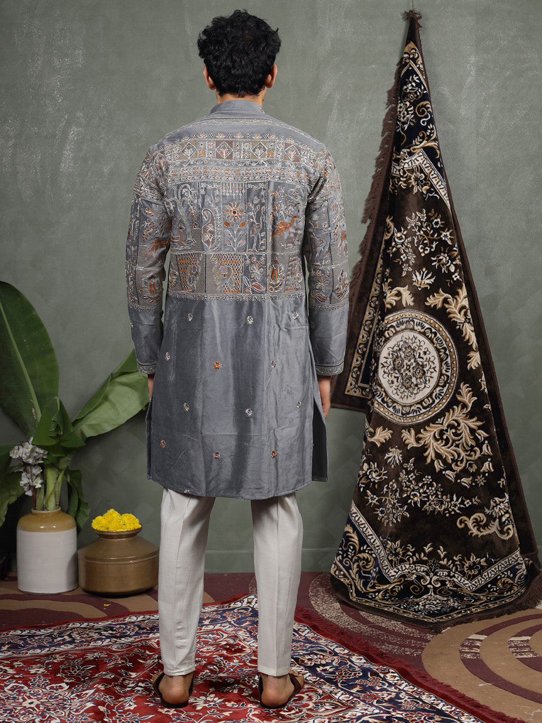 Grey Embroidered Kurta – Mandarin Collar