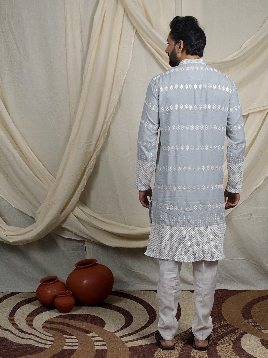 Blue Embroidered Kurta – Mandarin Collar